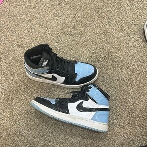 Nike Air Jordan 1 Retro High Blue Chill - Size 7 Men’s, 8.5 Women’s
